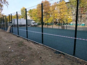 Забор на спортивную площадку 40 метров фото в Одинцово